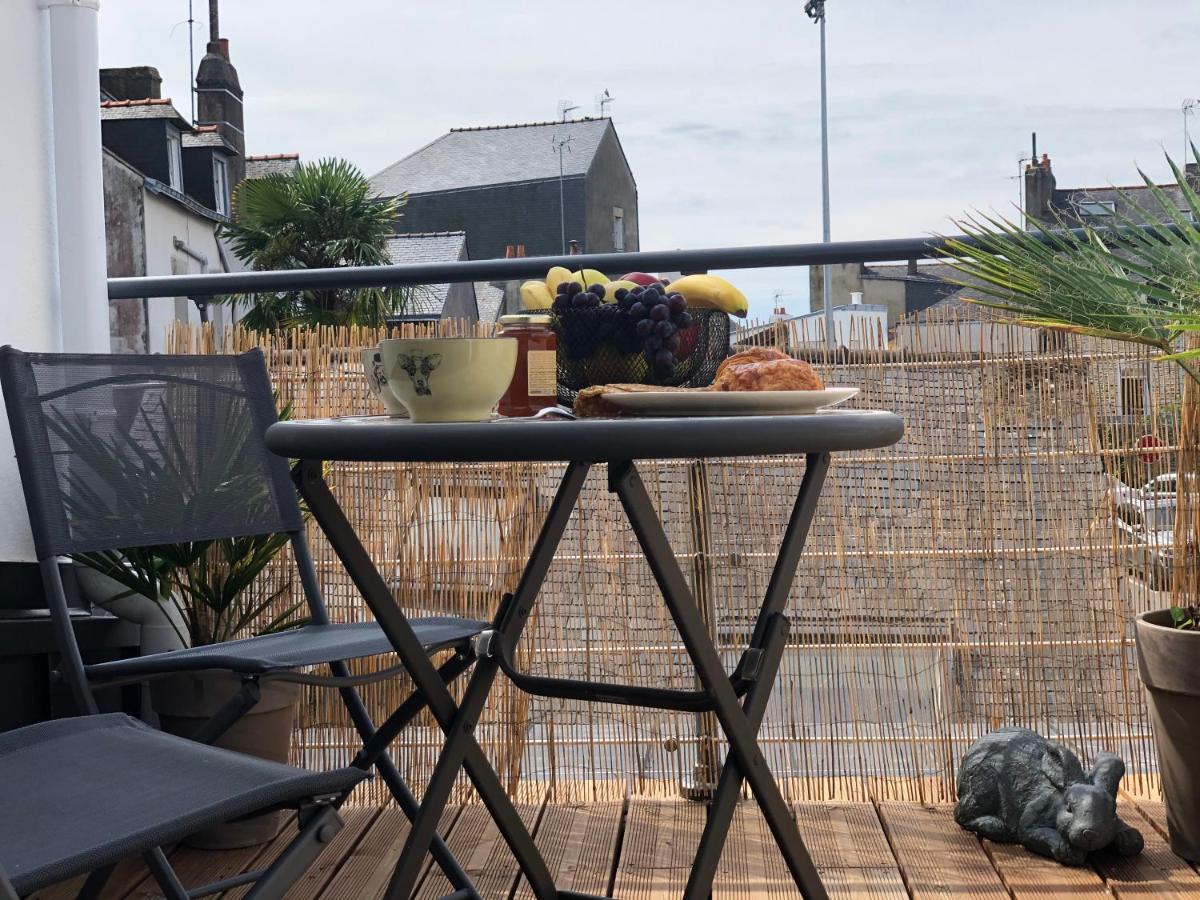 Appartement Centre-Ville Avec Terrasse Rustique Vannes Exterior foto
